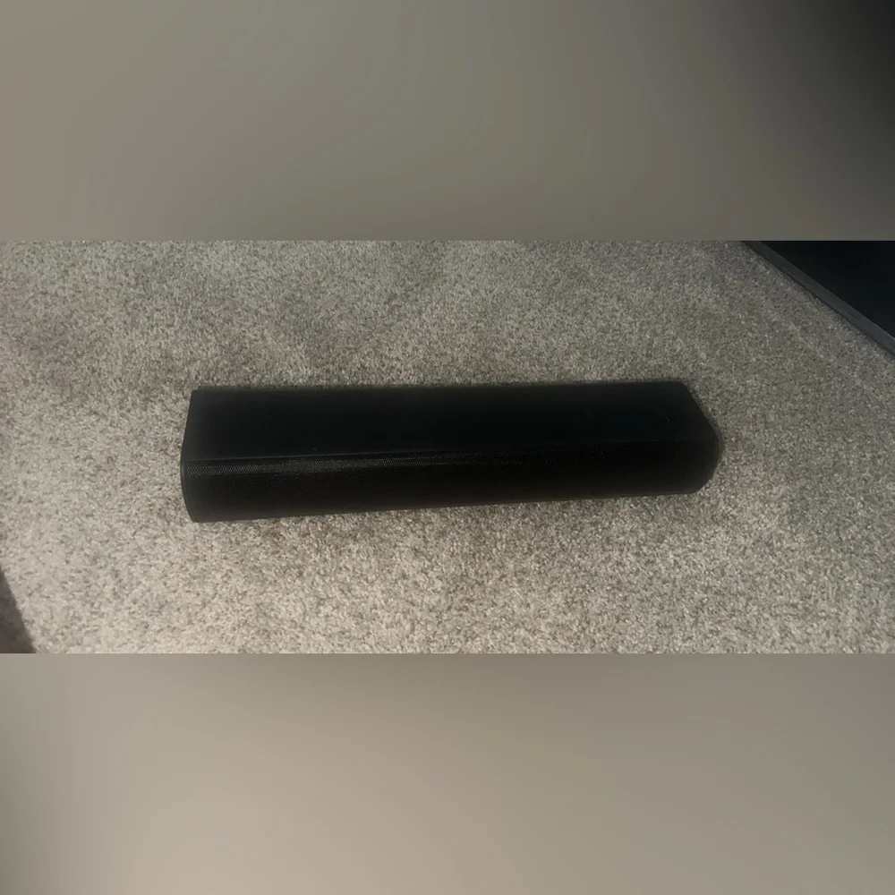 Sound Bar - Picture 1 of 2